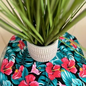 🌺Tropical table setting